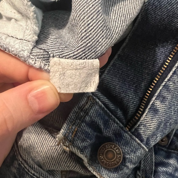 Vintage Levis Mom Jeans Medium Blue Wash White Label Tag 28x31 - Picture 5 of 8
